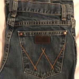 Boys Wrangler Retro Fit Jeans.
